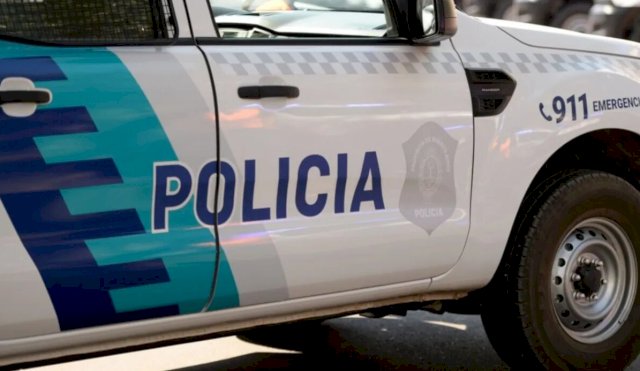 Policía