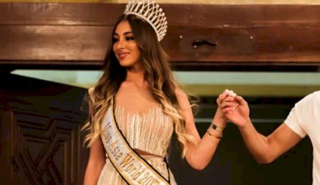  Angy Morad