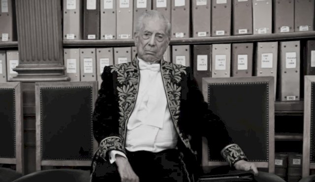 VARGAS LLOSA